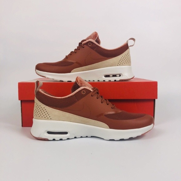 Nike Air Max Thea LX Special Edition - Picture 2 of 6